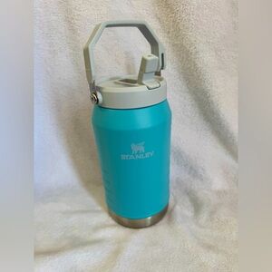 Stanley 64oz